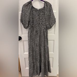 Polka dot maxi dress. Effortlessly chic yet playful has pockets.